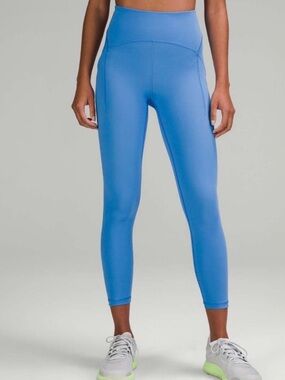Lululemon Power Thru High-Rise Tight 25"
Blue Nile Size 8